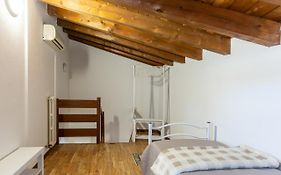 Blu Bed